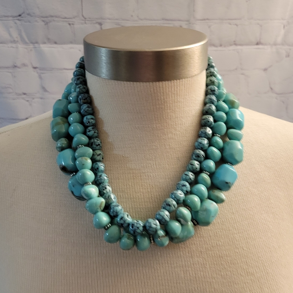Avon Faux Turquoise Beaded Layered Necklace